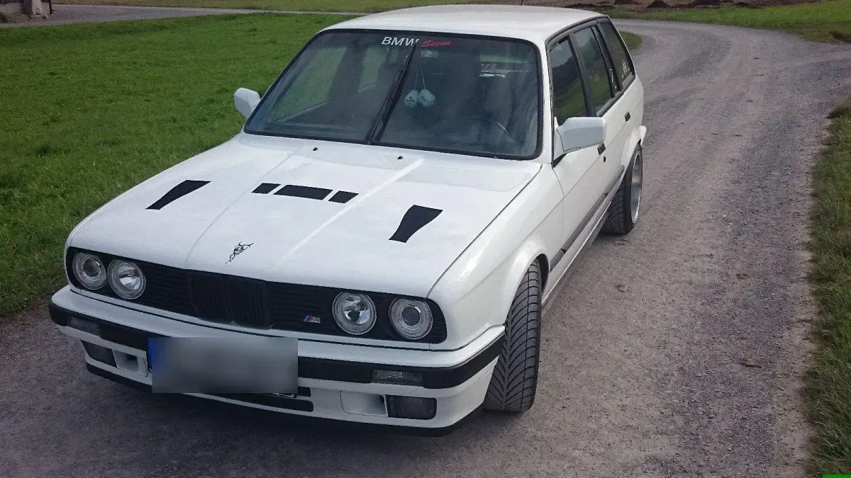 Gebraucht BMW 325 170 PS (125 kW) 1991 Weiß Kombi