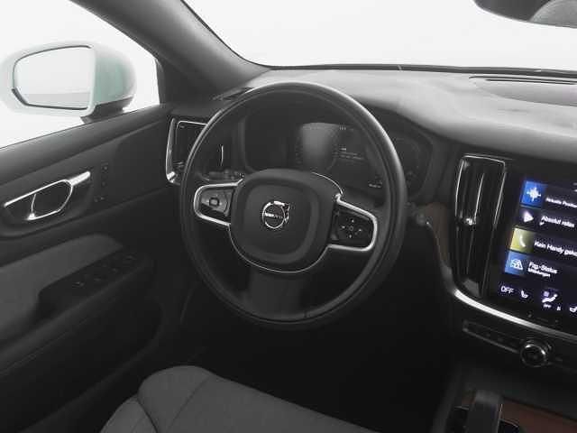 Gebraucht Volvo V60 CC 145 PS (106 kW) 2022 Kombi