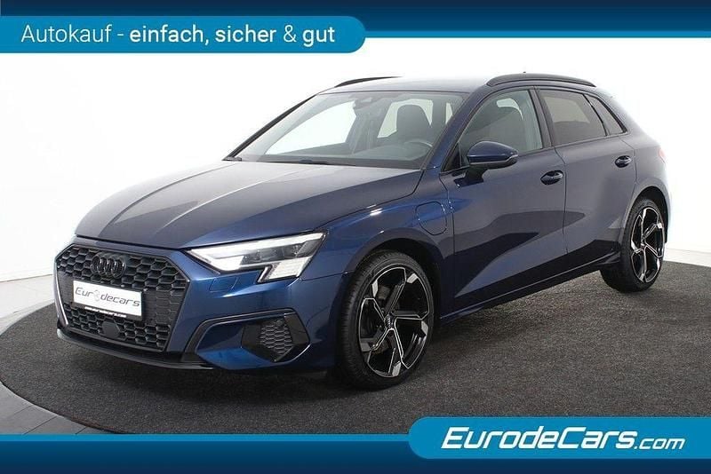 Gebraucht Audi A3 Ambiente 204 PS (150 kW) 2021 Blau Limousine
