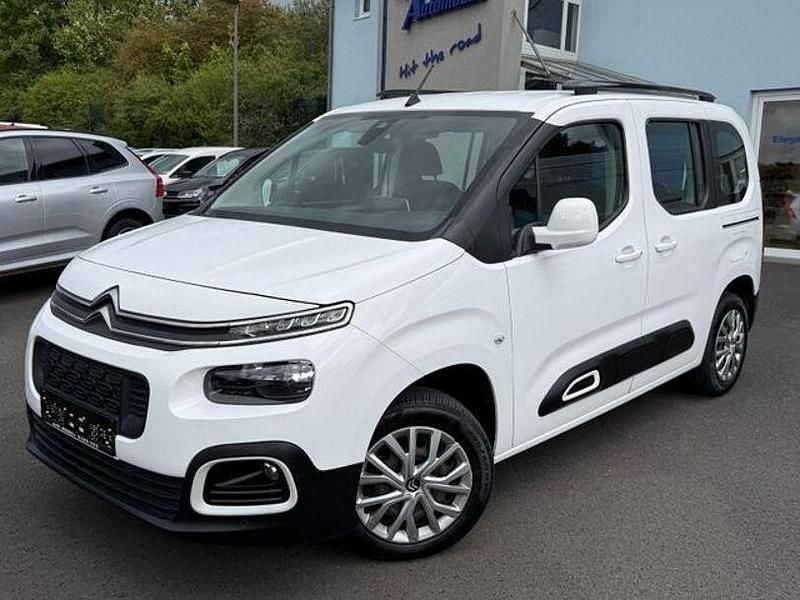 Weiß Gebraucht 2019 Citroën Berlingo Feel Van / Kleinbus | 12.900 € (Guter Preis) - Bild 1/4