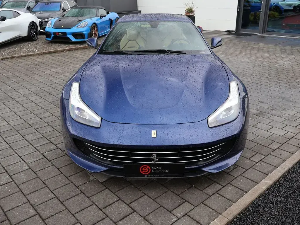 Gebraucht Ferrari GTC4Lusso 690 PS (507 kW) 2017 Blau Kombi