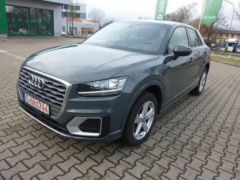 Gebraucht Audi Q2 Sport 116 PS (85 kW) 2018 Grau SUV
