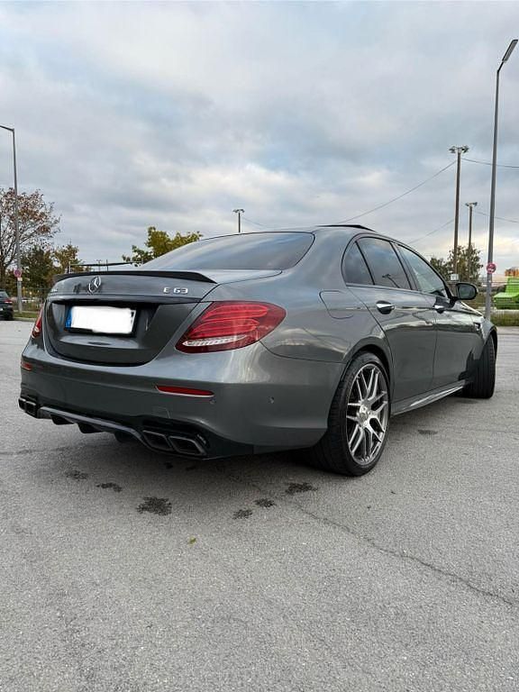 Gebraucht Mercedes E63 AMG AMG 571 PS (419 kW) 2017 Grau Limousine