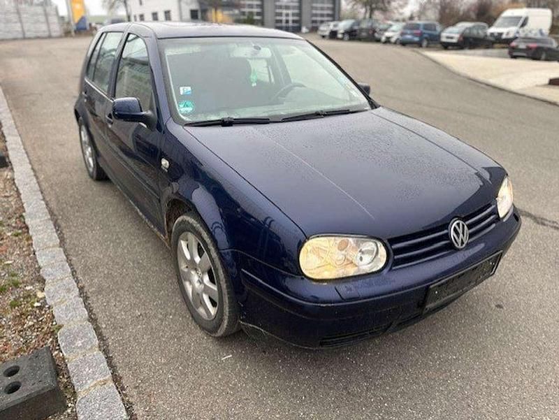 Gebraucht VW Golf IV 101 PS (74 kW) 2003 Blau Limousine