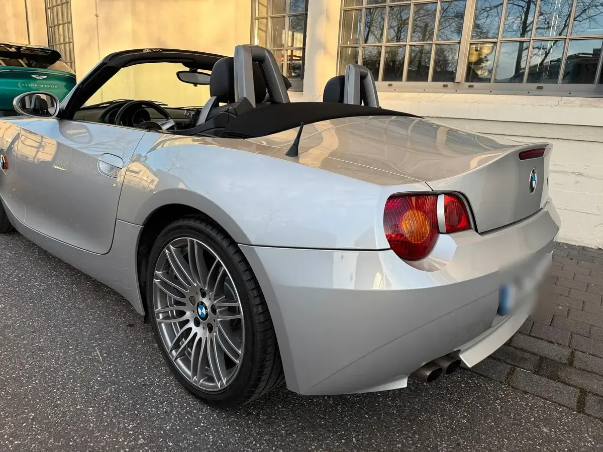 Gebraucht BMW Z4 192 PS (141 kW) 2004 Silber Cabrio