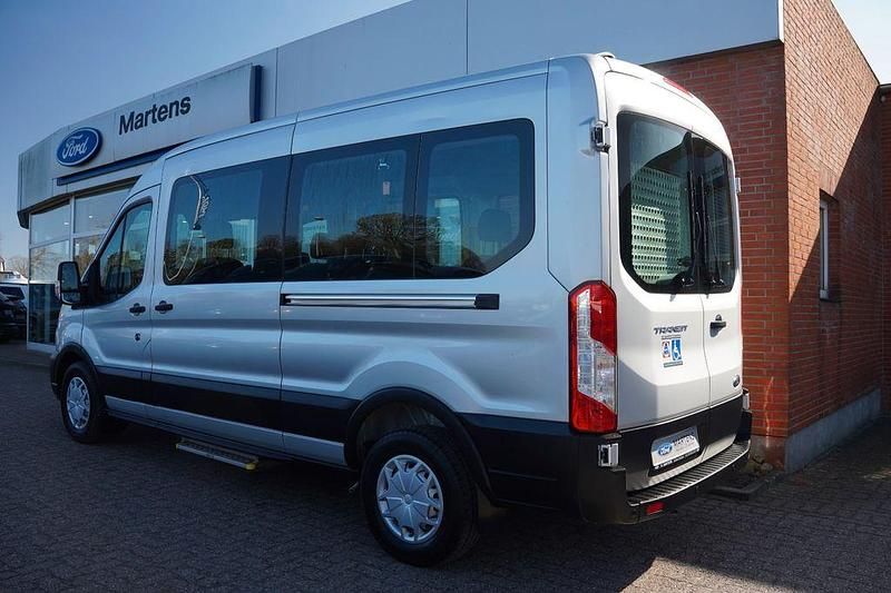 Gebraucht Ford Transit Trend 170 PS (125 kW) 2021 Silber Kombi