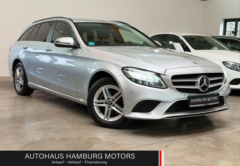 Gebraucht Mercedes C200 Business 160 PS (117 kW) 2021 Silber Limousine