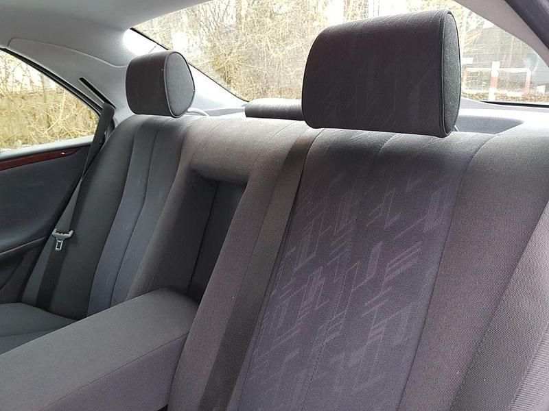 Gebraucht Mercedes E240 Classic 170 PS (125 kW) 2000 Schwarz Limousine