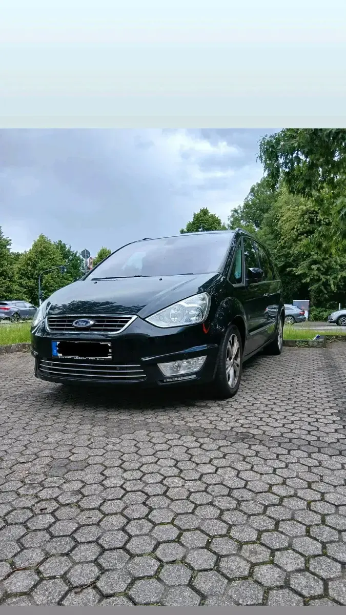 Gebraucht Ford Galaxy Titanium 140 PS (102 kW) 2012 Schwarz Van / Kleinbus
