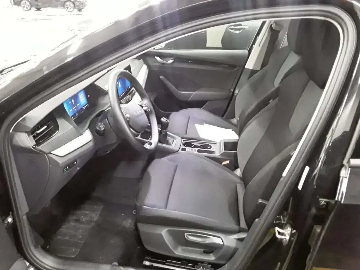 Gebraucht Skoda Octavia 116 PS (85 kW) 2025 Blackmagic perleffekt Kombi