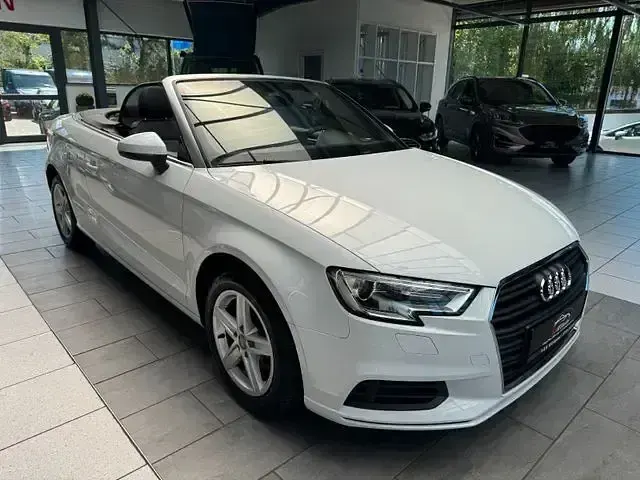 Gebraucht Audi A3 Cabriolet Basis 88 PS (64 kW) 2018 Andere Cabrio