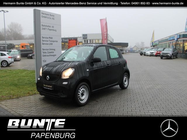Gebraucht Smart ForFour 71 PS (52 kW) 2019 Schwarz (schwarz) Kleinwagen