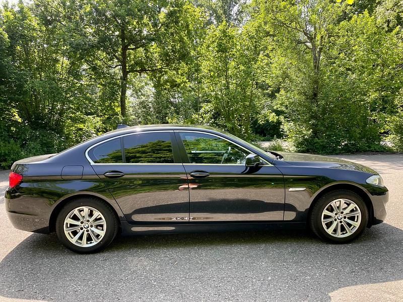 Gebraucht BMW 528 258 PS (189 kW) 2011 Schwarz Limousine