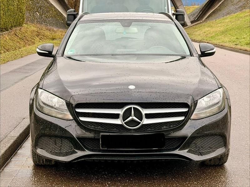 Gebraucht Mercedes C200 136 PS (100 kW) 2015 Schwarz Kombi