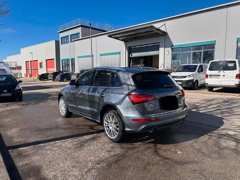 Używany Audi Q5 S-Line 236 KM (173 kW) 2017 Szary SUV