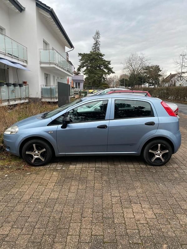 Gebraucht Fiat Punto 77 PS (56 kW) 2007 Blau Kleinwagen