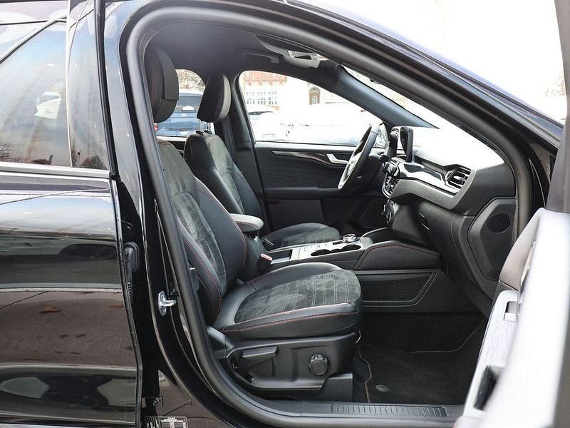 Gebraucht Ford Kuga ST-Line X 224 PS (164 kW) 2024 Schwarz SUV