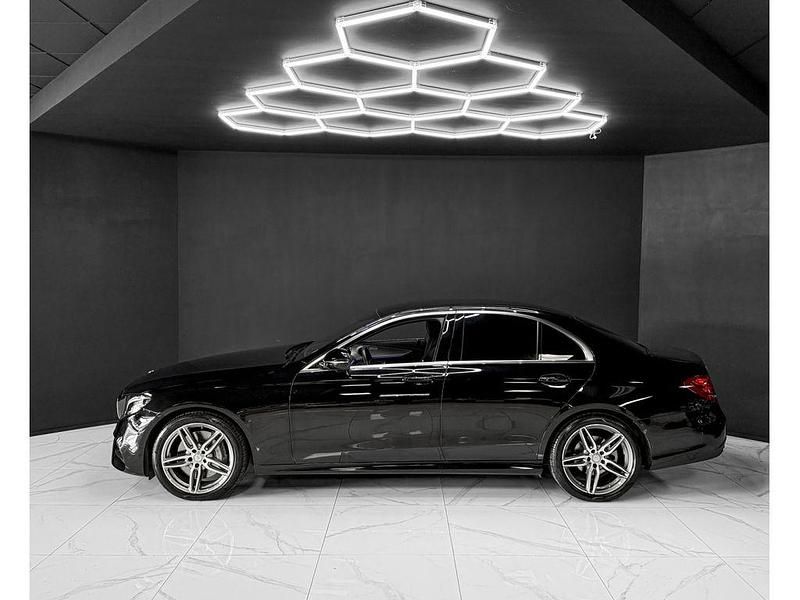 Gebraucht Mercedes E300 245 PS (180 kW) 2017 Schwarz Limousine