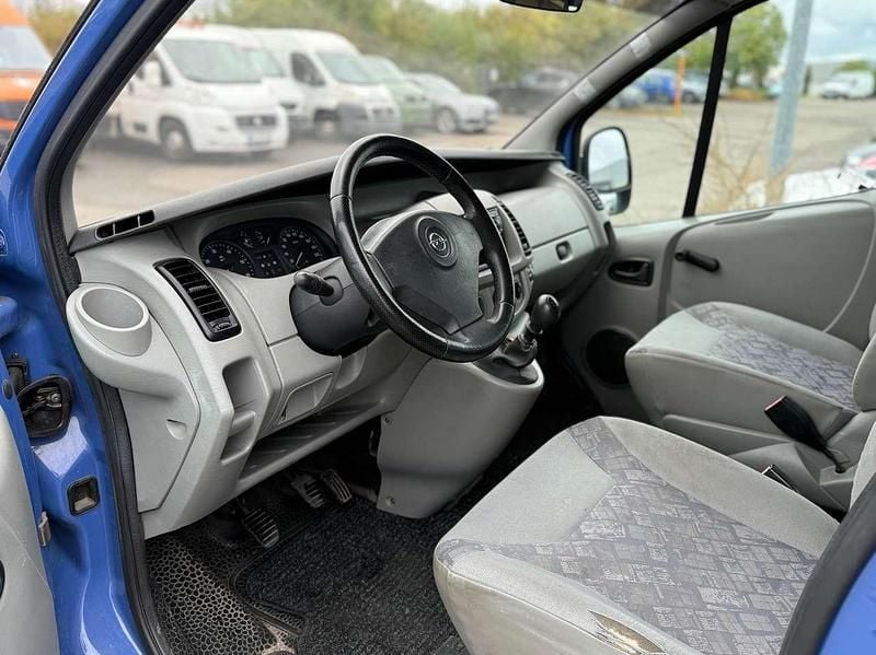 Gebraucht Opel Vivaro 120 PS (88 kW) 2003 Blau Van / Kleinbus