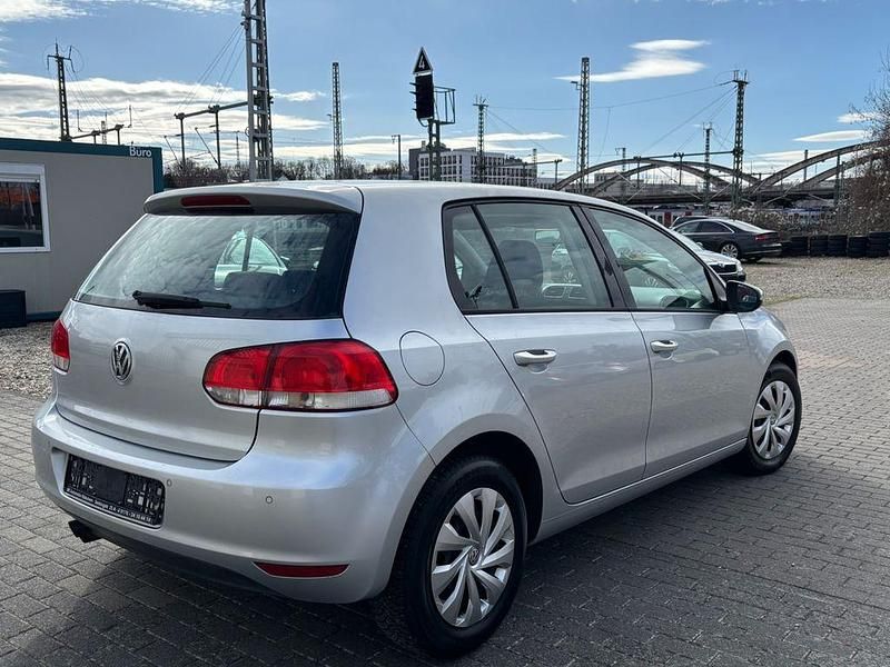 Gebraucht VW Golf VI Comfortline 122 PS (89 kW) 2009 Silber Kleinwagen