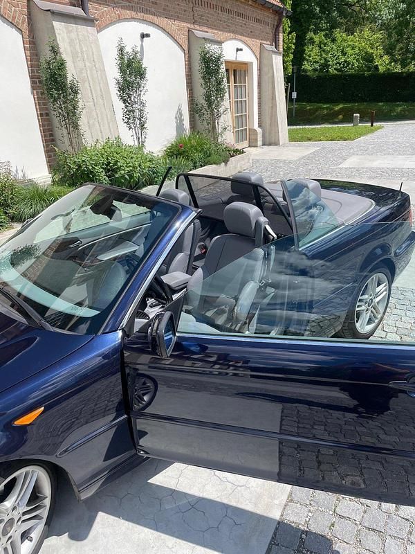 Gebraucht BMW 325 192 PS (141 kW) 2003 Blau Cabrio