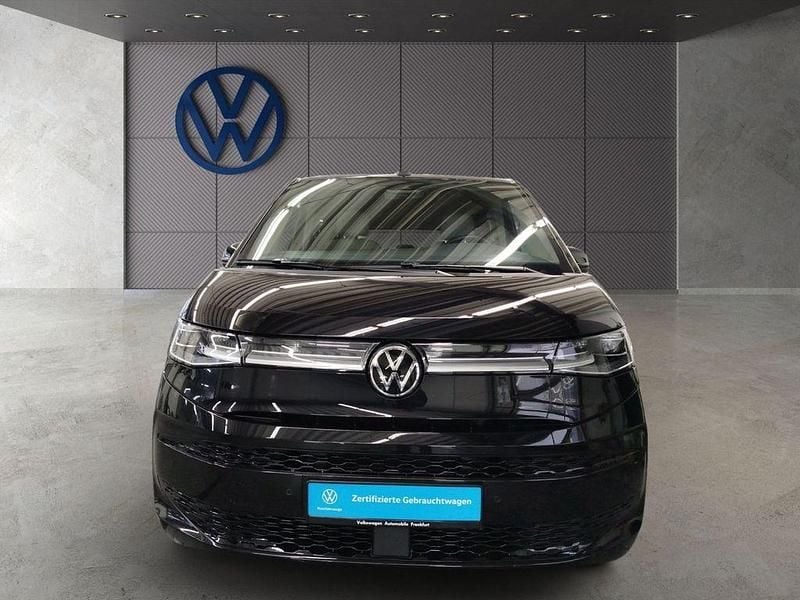 Gebraucht VW Multivan Style 150 PS (110 kW) 2024 Deep black perleffekt Van