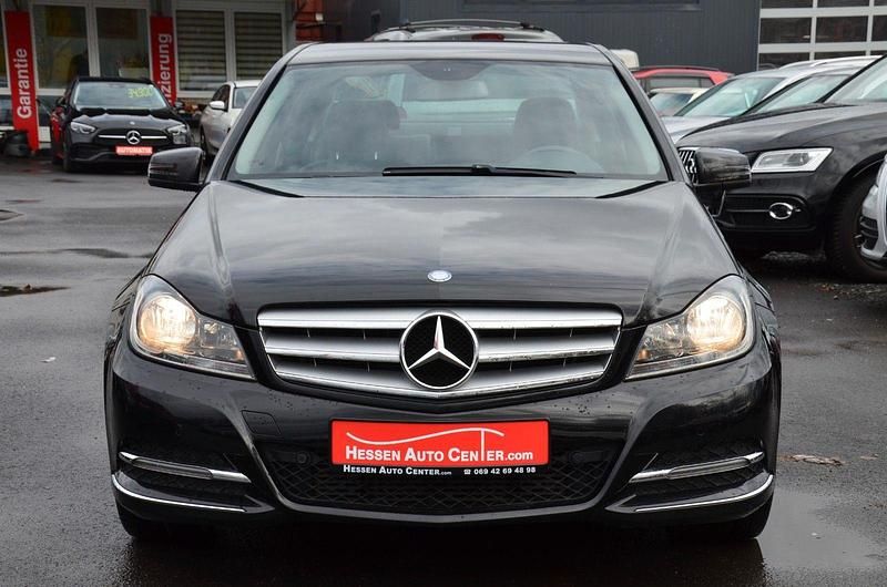Gebraucht Mercedes C180 156 PS (114 kW) 2013 Schwarz Limousine