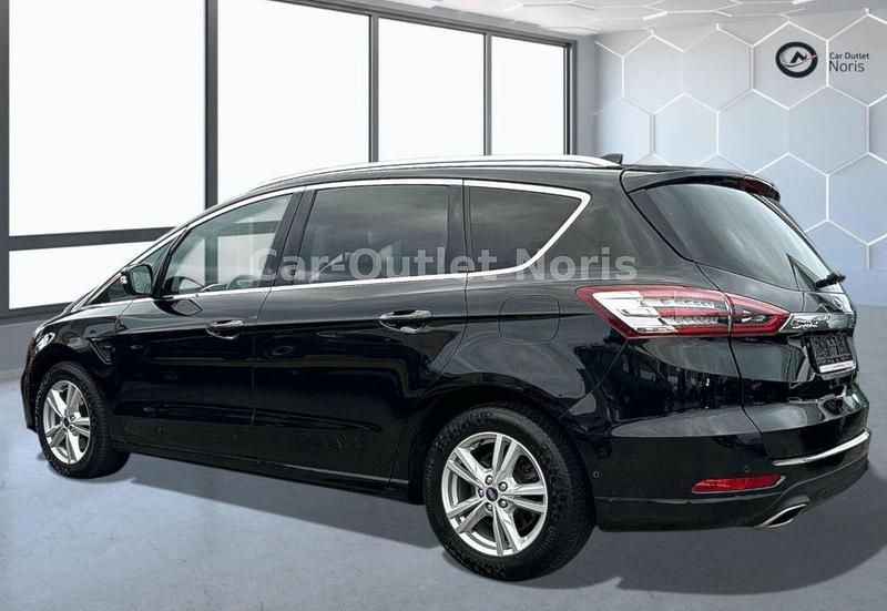 Gebraucht Ford S-MAX Titanium 190 PS (139 kW) 2020 Schwarz Van / Kleinbus