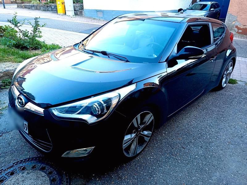Schwarz Gebraucht 2011 Hyundai Veloster Kleinwagen | 6.500 € (Fairer Preis) - Bild 1/4
