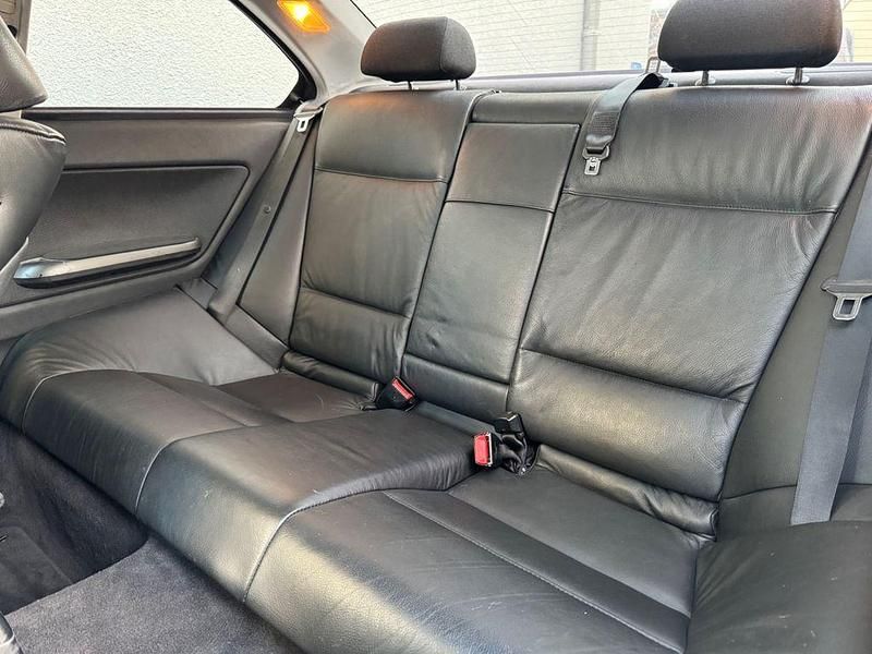 Gebraucht BMW 320 Performance 150 PS (110 kW) 2004 Schwarz Coupé