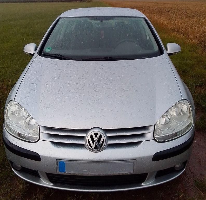 Silber Gebraucht 2005 VW Golf IV Comfortline Limousine | 1.000 € (Guter Preis) - Bild 1/4