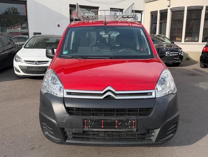 Gebraucht Citroën Berlingo 35 kW (48 PS) 2018 Rot Van / Kleinbus