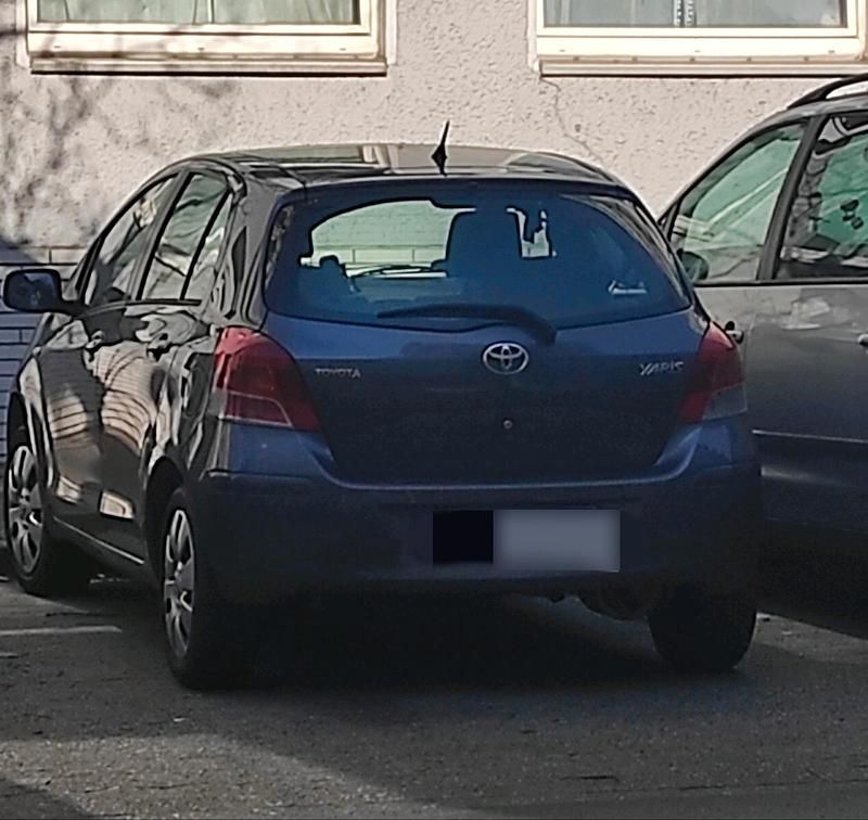 Gebraucht Toyota Yaris 59 PS (43 kW) 2009 Blau Kleinwagen