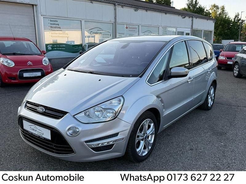 Gebraucht Ford S-MAX S 140 PS (102 kW) 2013 Silber Van / Kleinbus