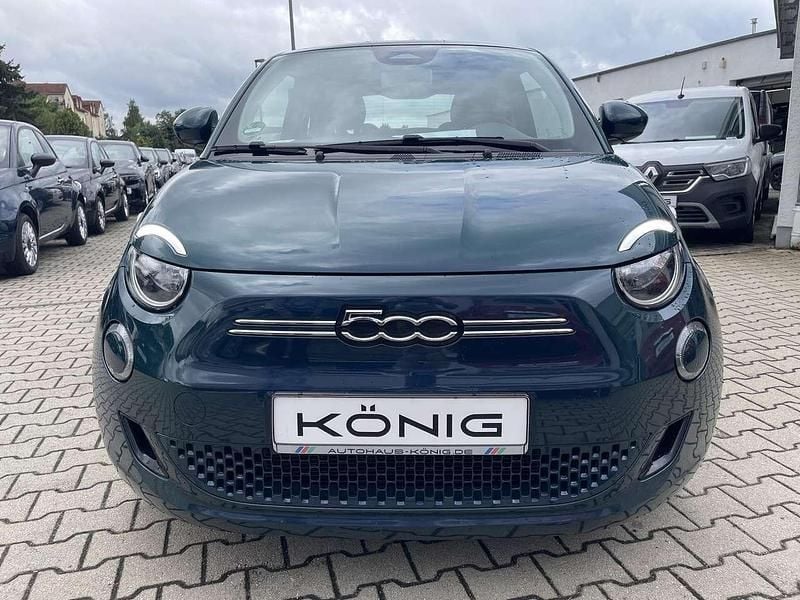 Gebraucht Fiat 500e 86 kW (118 PS) 2023 Grün Kleinwagen