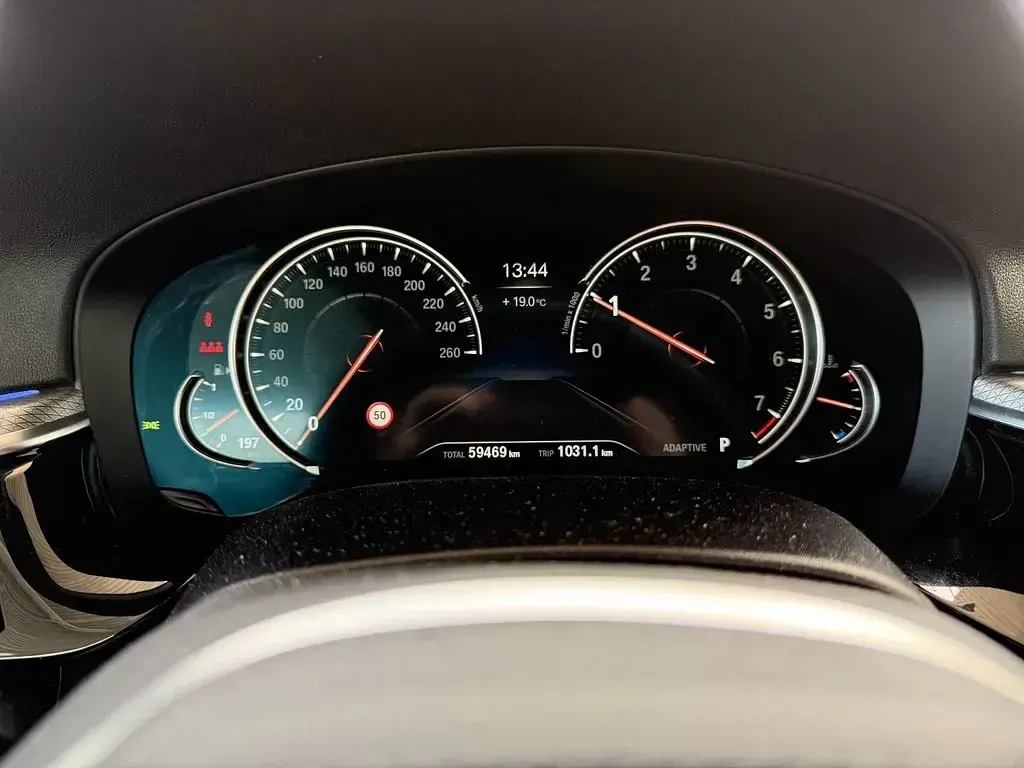 Gebraucht BMW 540 Performance 340 PS (250 kW) 2017 Grau Limousine