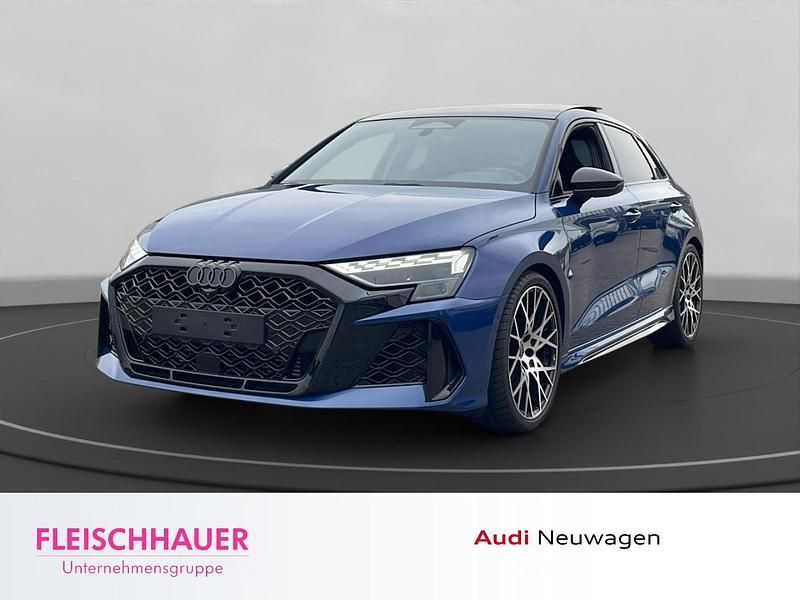 Schwarz Neu 2025 Audi RS3 Comfort Limousine | 79.990 € - Bild 1/4
