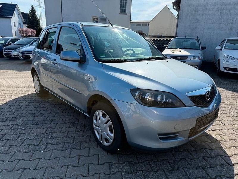 Usata Mazda 2 Active 80 CV (58 kW) 2007 Blu Utilitaria