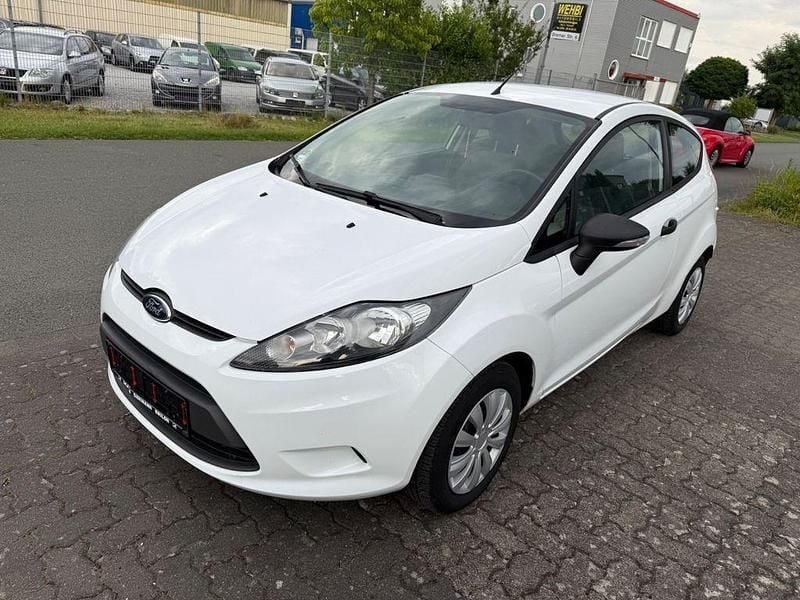 Weiß Gebraucht 2012 Ford Fiesta Ambiente Kleinwagen | 1.300 € (Guter Preis) - Bild 1/4