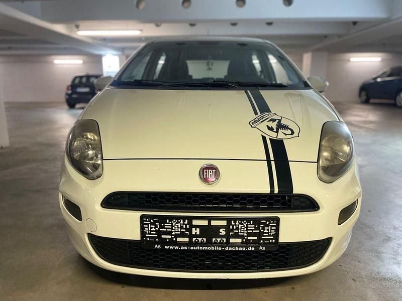Gebraucht Fiat Punto 69 PS (50 kW) 2012 Weiß Limousine