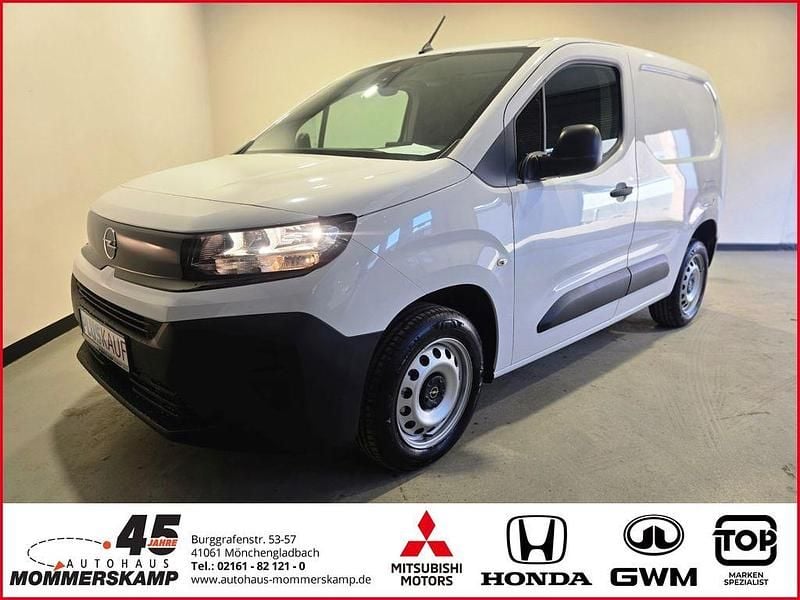 Neu Opel Combo Basis 102 PS (75 kW) 2025 Weiss Van / Kleinbus