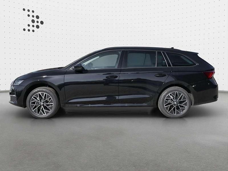 Neu Skoda Octavia 150 PS (110 kW) 2026 Blackmagic perleffekt Kombi