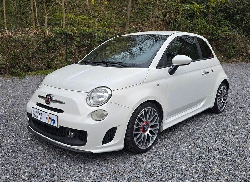 Gebraucht Abarth 500 135 PS (99 kW) 2009 Weiß Kleinwagen