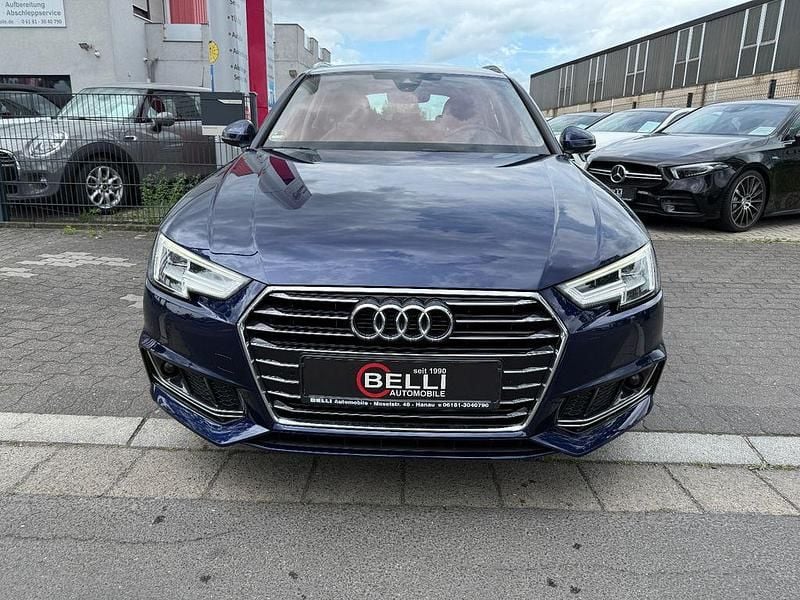 Gebraucht Audi A4 Design 190 PS (139 kW) 2019 Navarrablau metallic Kombi