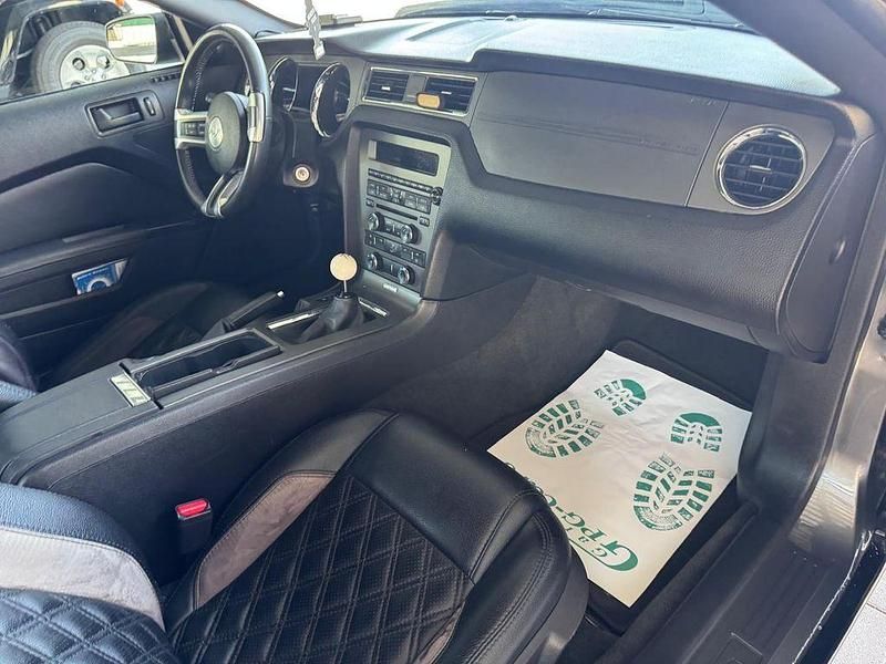 Gebraucht Ford Mustang GT 424 PS (311 kW) 2014 Grau