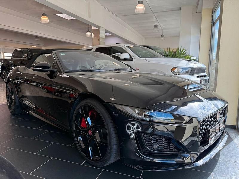 Schwarz Gebraucht 2021 Jaguar F-Type R-Dynamic Cabrio | 67.390 € (Guter Preis) - Bild 1/4