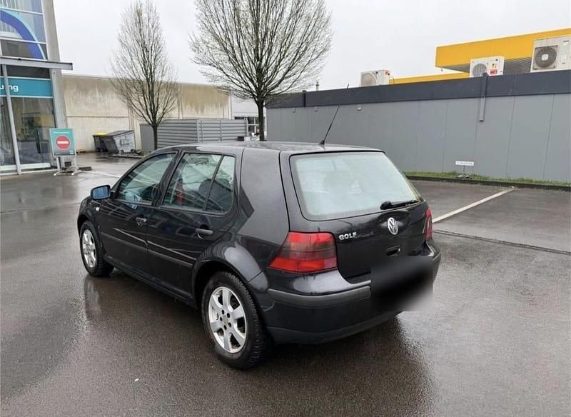 Usata VW Golf IV 2002 Nero Utilitaria