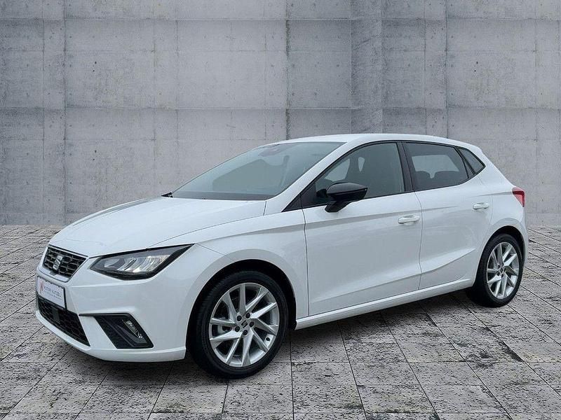 Neu Seat Ibiza FR 116 PS (85 kW) 2025 Weiß Limousine
