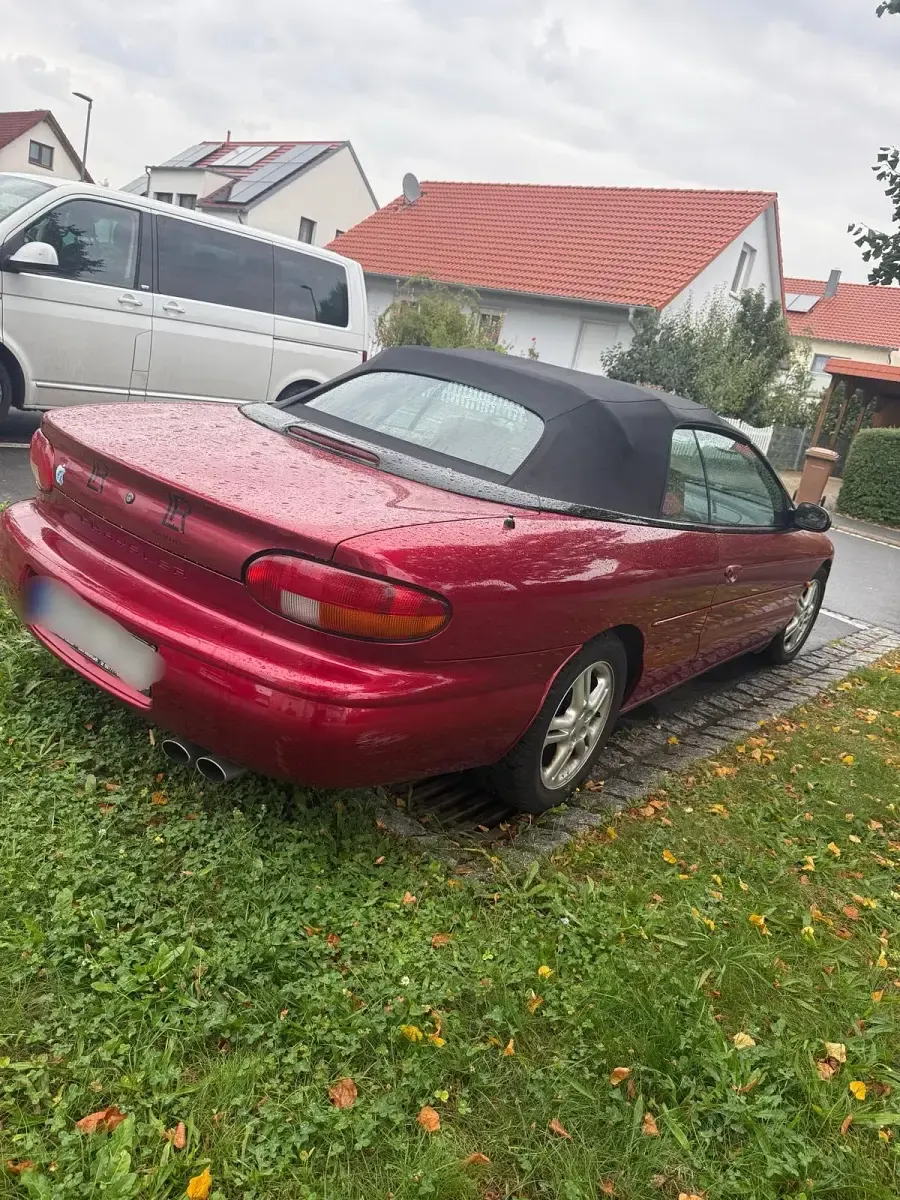 Gebraucht Chrysler Stratus 163 PS (119 kW) 1998 Rot Cabrio