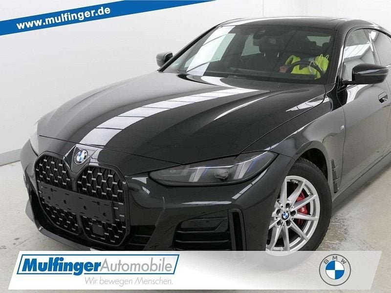 Black sapphire Gebraucht 2025 BMW 420 M Sport Coupé | 48.900 € (Guter Preis) - Bild 1/4